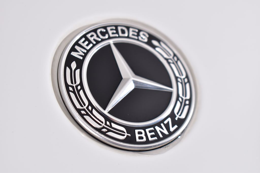 Thumbnail: 2023 Mercedes-Benz GLE - 10