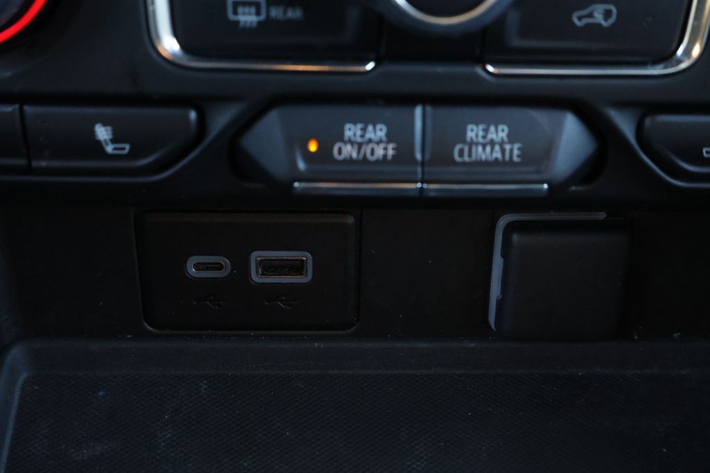 Thumbnail: 2023 Chevrolet Tahoe - 23