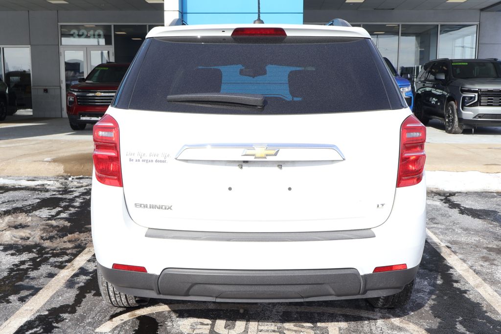 Thumbnail: 2017 Chevrolet Equinox - 8