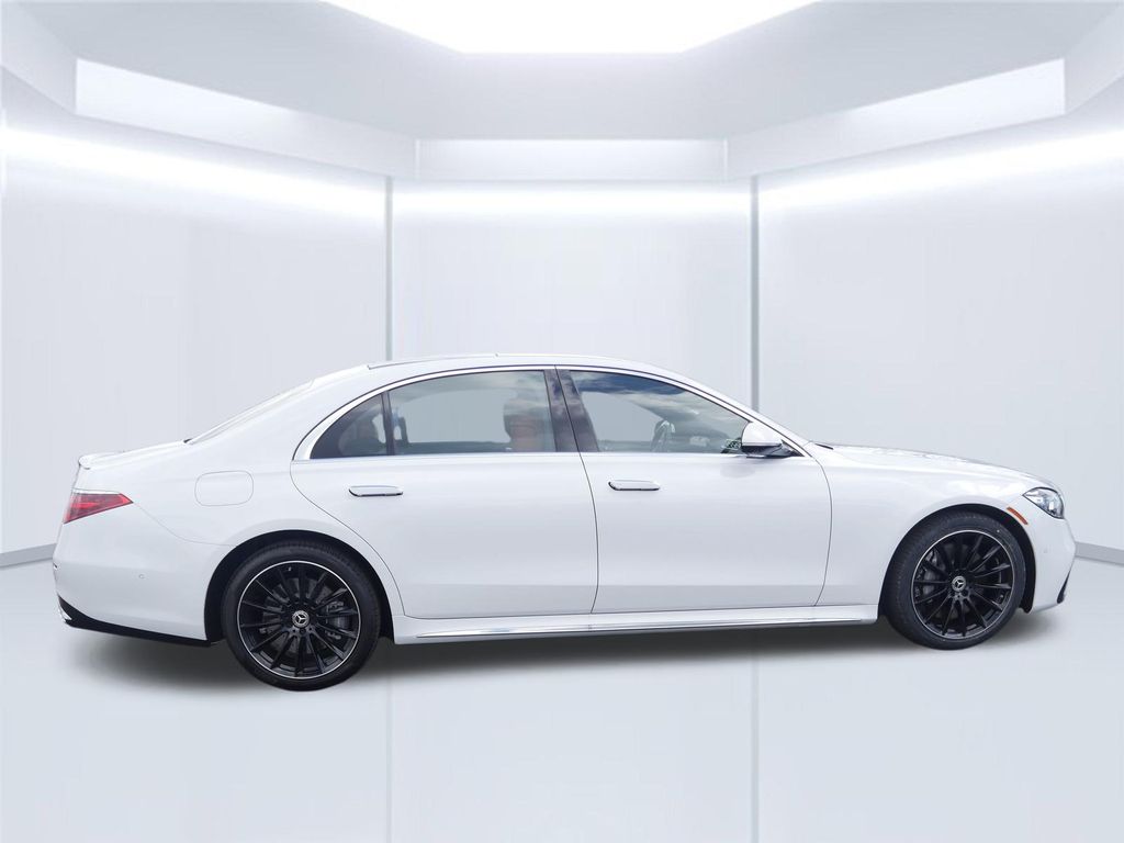 Thumbnail: 2026 Mercedes-Benz S-Class - 6