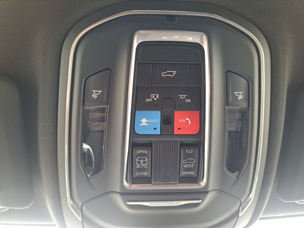 New Car 2025 Jeep Grand Cherokee  Laredo X For Sale Under $40,000 In Austin, Texas