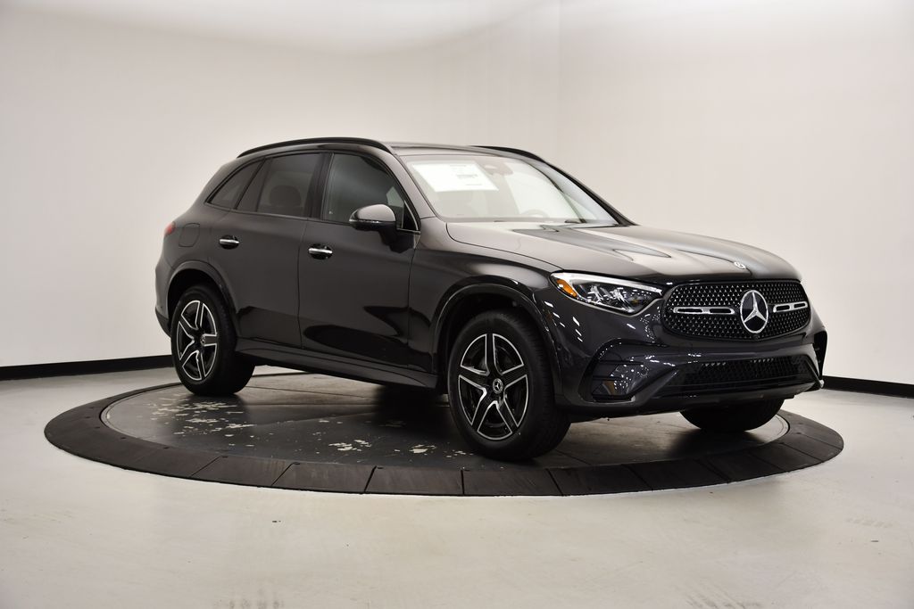 2025 Mercedes-Benz GLC 350 7