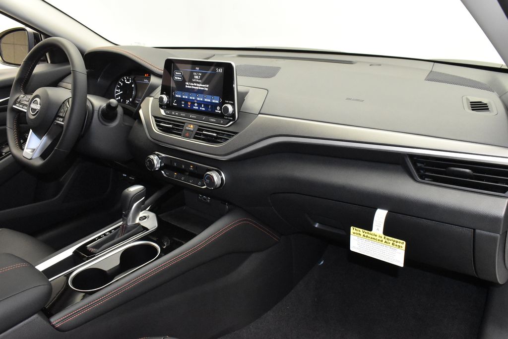 Thumbnail: 2025 Nissan Altima - 25