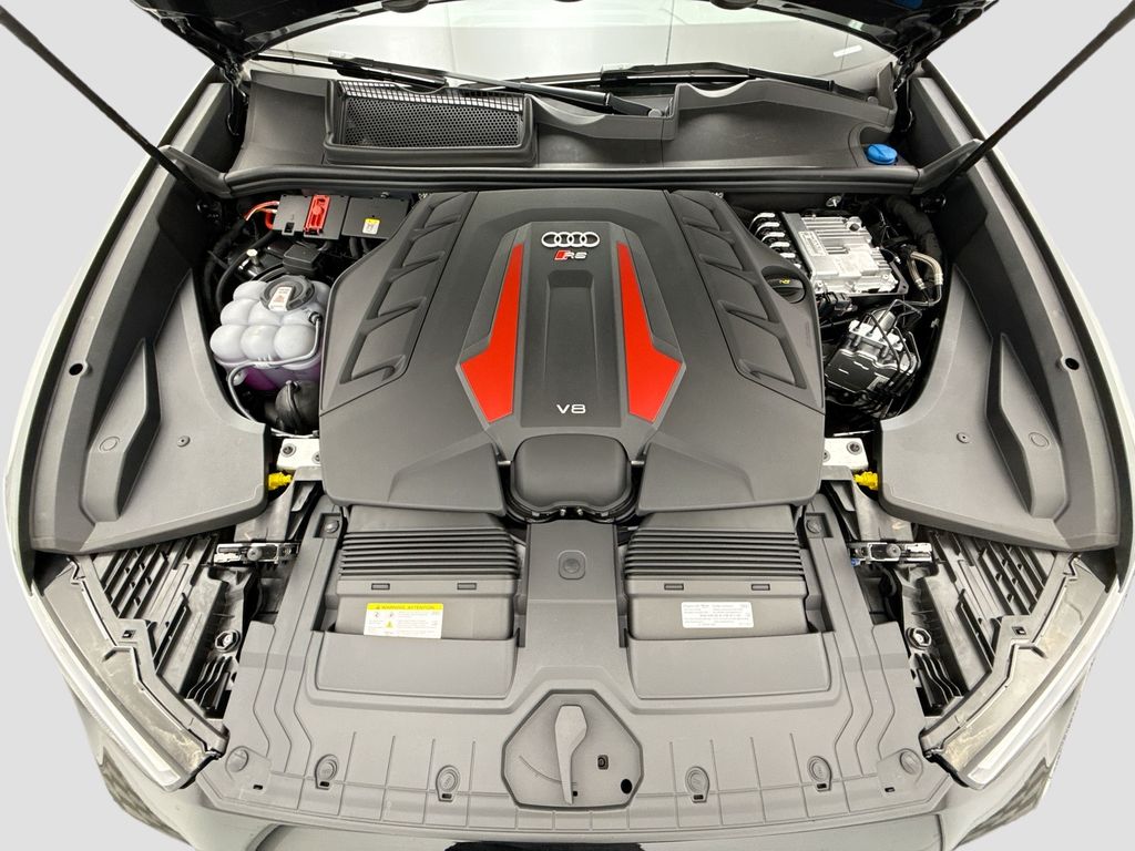 Thumbnail: 2026 Audi RS Q8 - 29