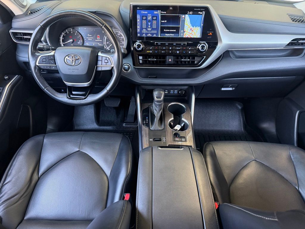Used 2022 Toyota Highlander SUV