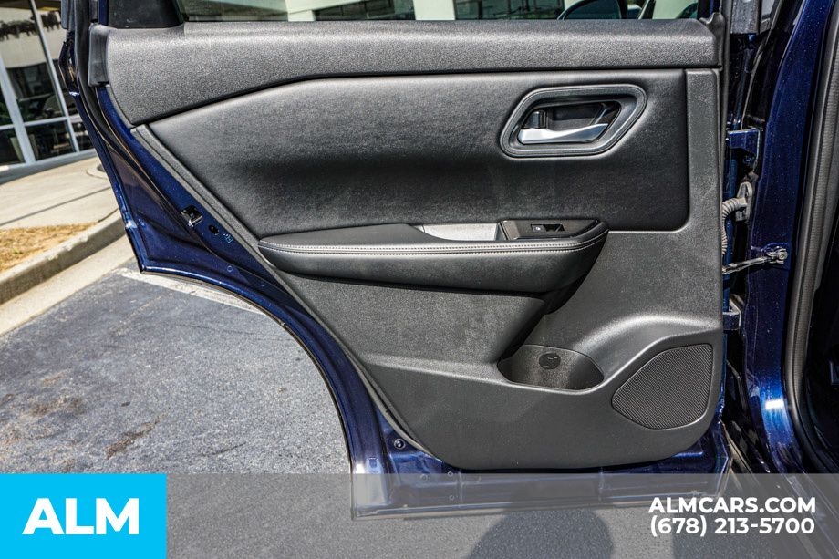 2025 Nissan Rogue SV - Photo 49