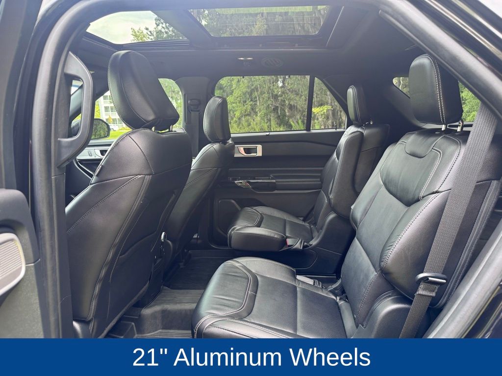 2022 Ford Explorer ST