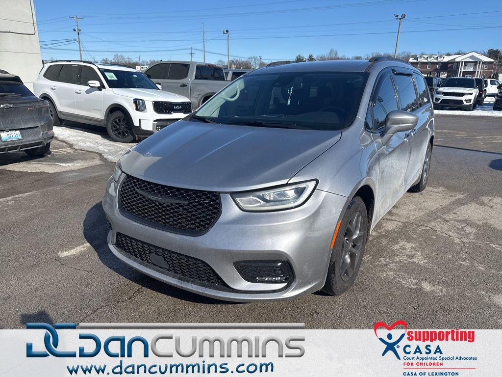 2021 Chrysler Pacifica Touring FWD