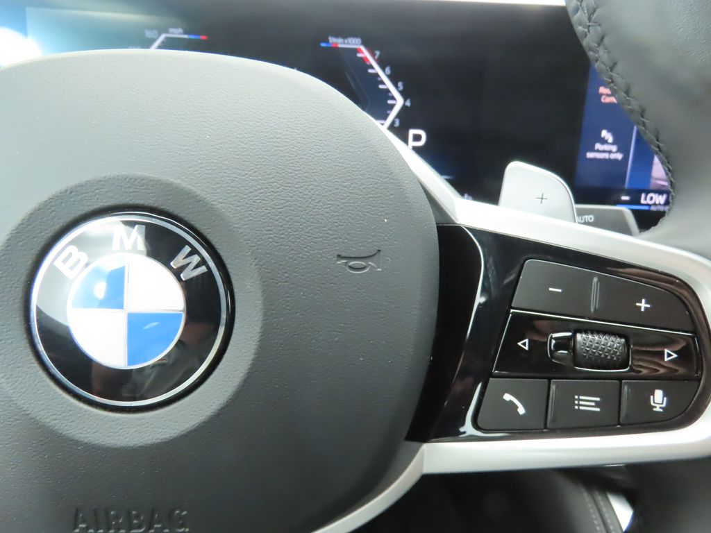 Thumbnail: 2025 BMW 4 Series - 12