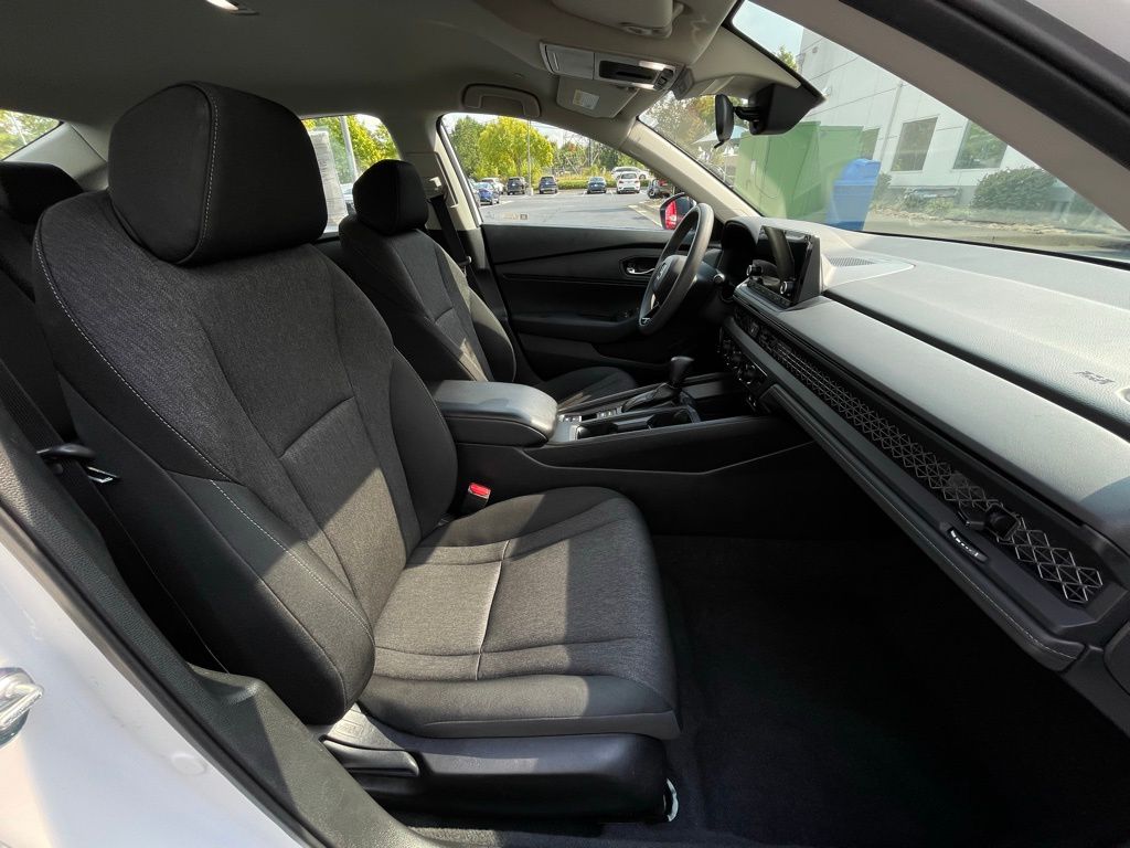 Thumbnail: 2023 Honda Accord - 31