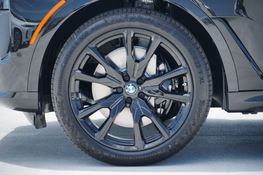 Thumbnail: 2027 BMW X7 - 5
