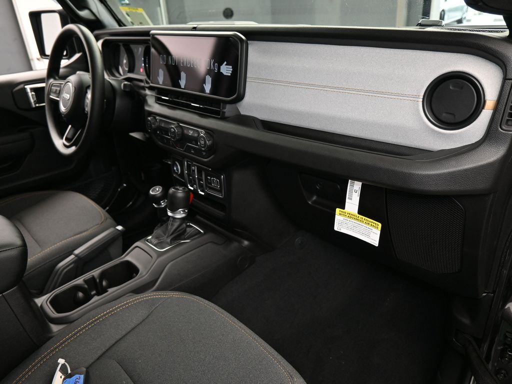 New 2026 Granite Crystal Metallic Clearcoat Jeep Sport image 38