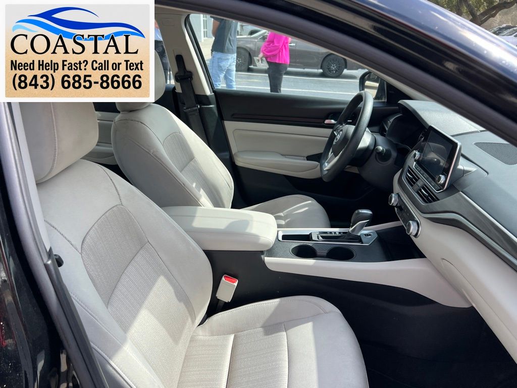 2025 Nissan Altima 2.5 SV Black at Davis Toyota of Orangeburg