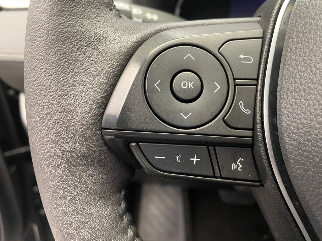 2024 Toyota RAV4 XLE 22