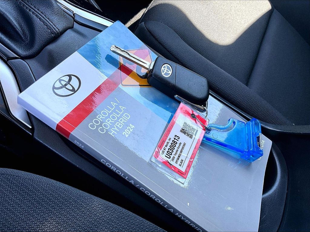 2024 Toyota Corolla — photo 28