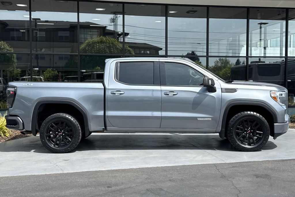 used 2021 GMC Sierra 1500 car, priced at $27,918