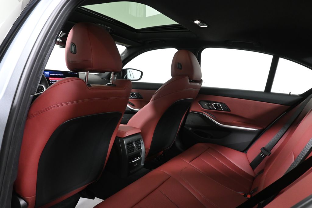 Thumbnail: 2026 BMW 3 Series - 28