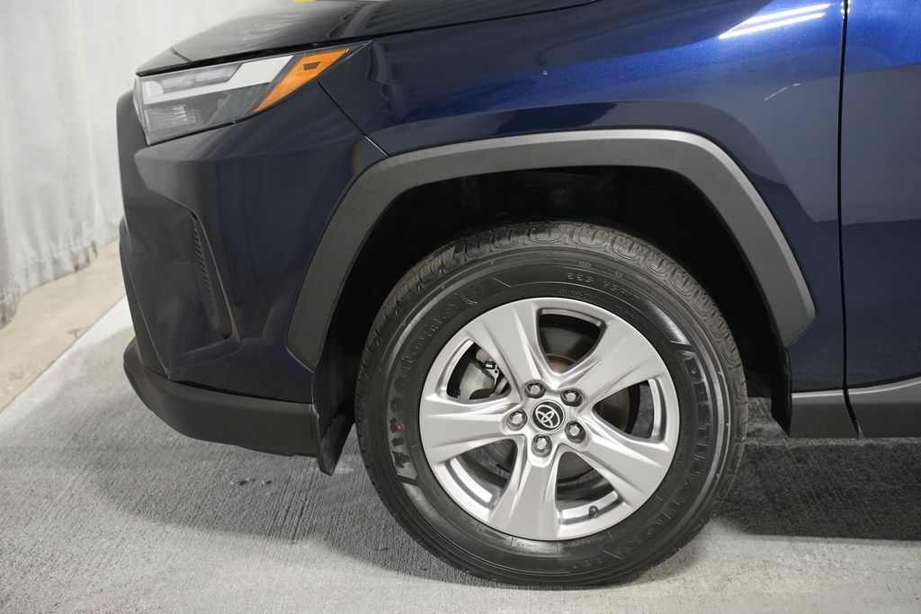 Thumbnail: 2022 Toyota RAV4 - 5