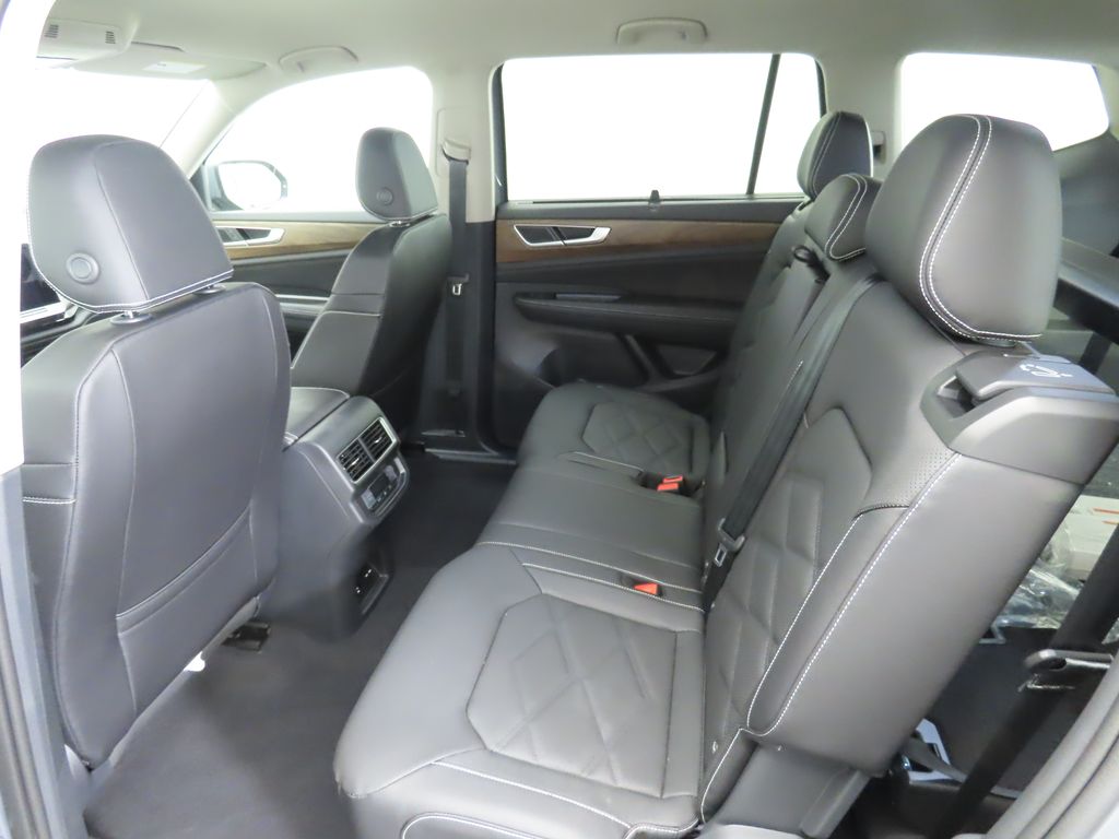 Thumbnail: 2026 Volkswagen Atlas - 21