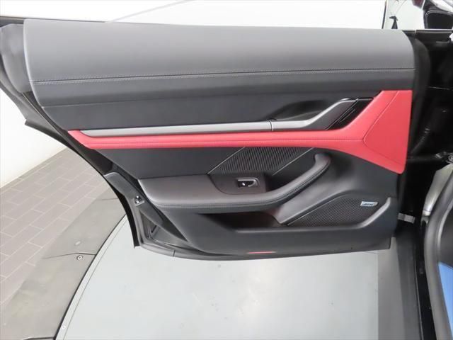 Thumbnail: 2026 Porsche Taycan - 6