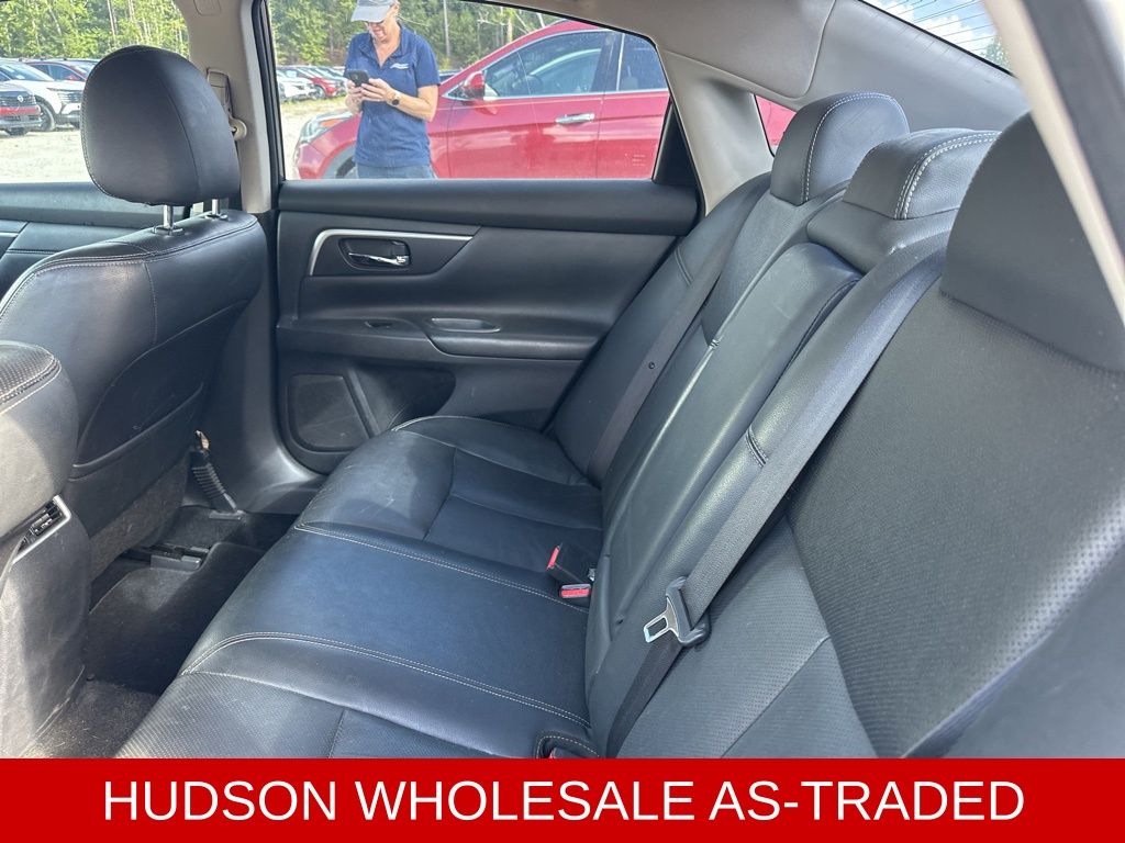 2017 Gun Metallic Nissan Altima 2.5 SL FWD Sedan