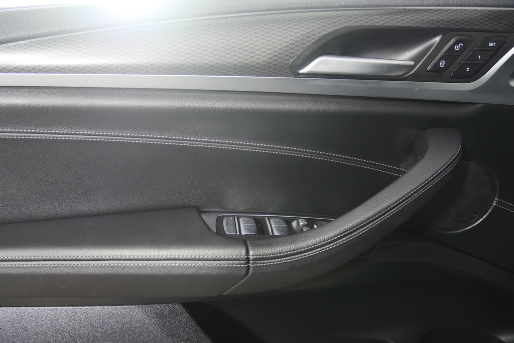 Thumbnail: 2022 BMW X3 - 8