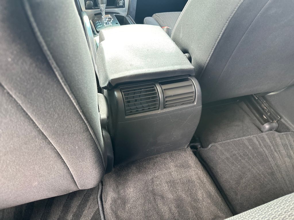 Used Car 2008 Jeep Commander  Sport For Sale Under $10,000 In Austin, Texas