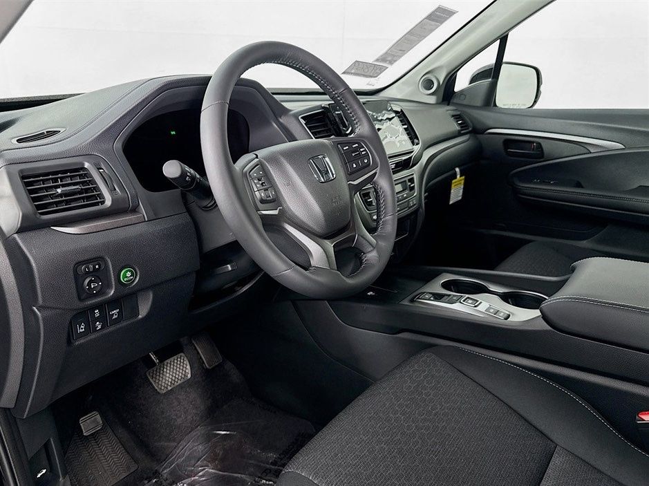 Used Car 2025 Honda Ridgeline  Sport For Sale Under $40,000 In Austin, Texas