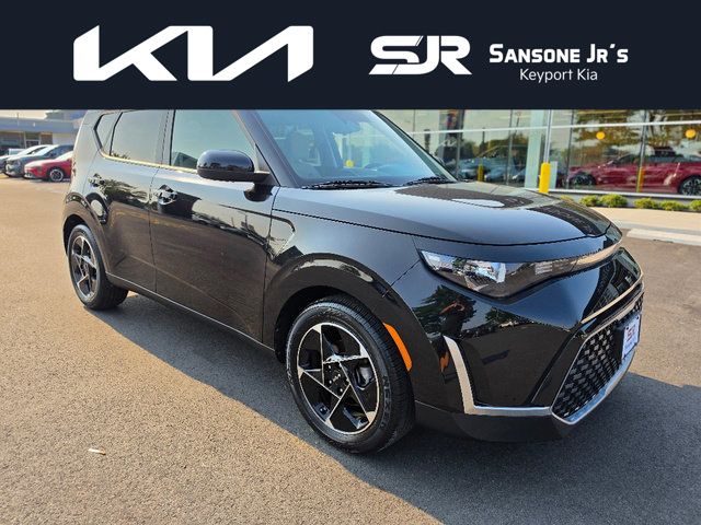 Fusion Black 2023 Kia Soul SUV / Crossover Front-Wheel Drive Continuously Variable Transmission