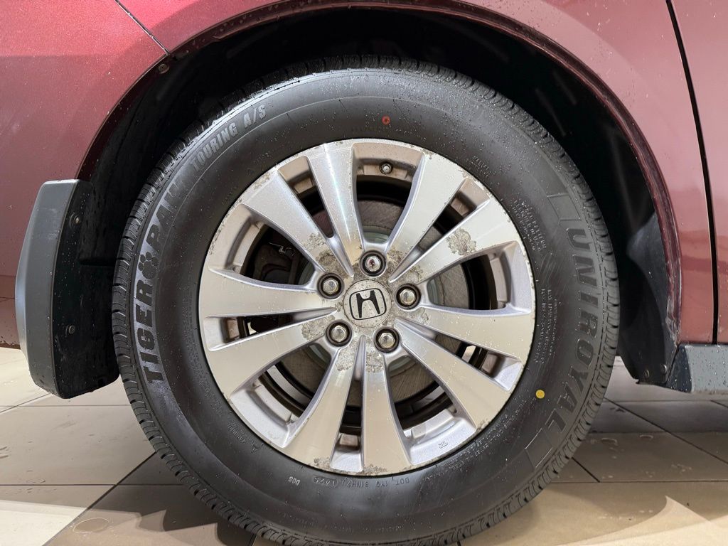 Thumbnail: 2015 Honda Odyssey - 9