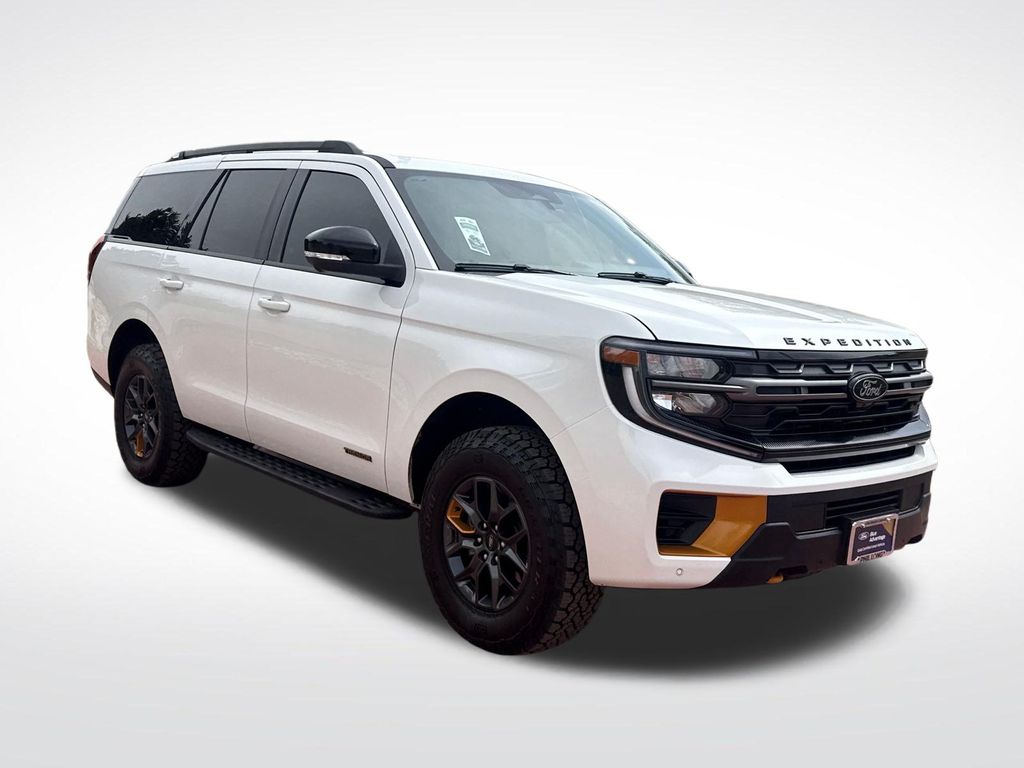 White Metallic 2026 Ford Expedition Tremor 4WD SUV / Crossover Four-Wheel Drive Automatic