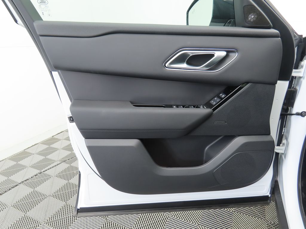 Thumbnail: 2026 Land Rover Range Rover Velar - 25