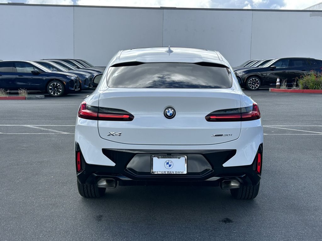 Thumbnail: 2025 BMW X4 - 4