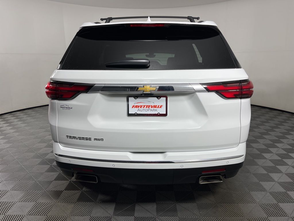 Thumbnail: 2023 Chevrolet Traverse - 13