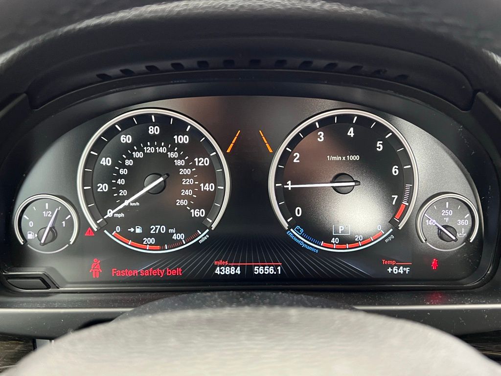Thumbnail: 2016 BMW X5 - 16
