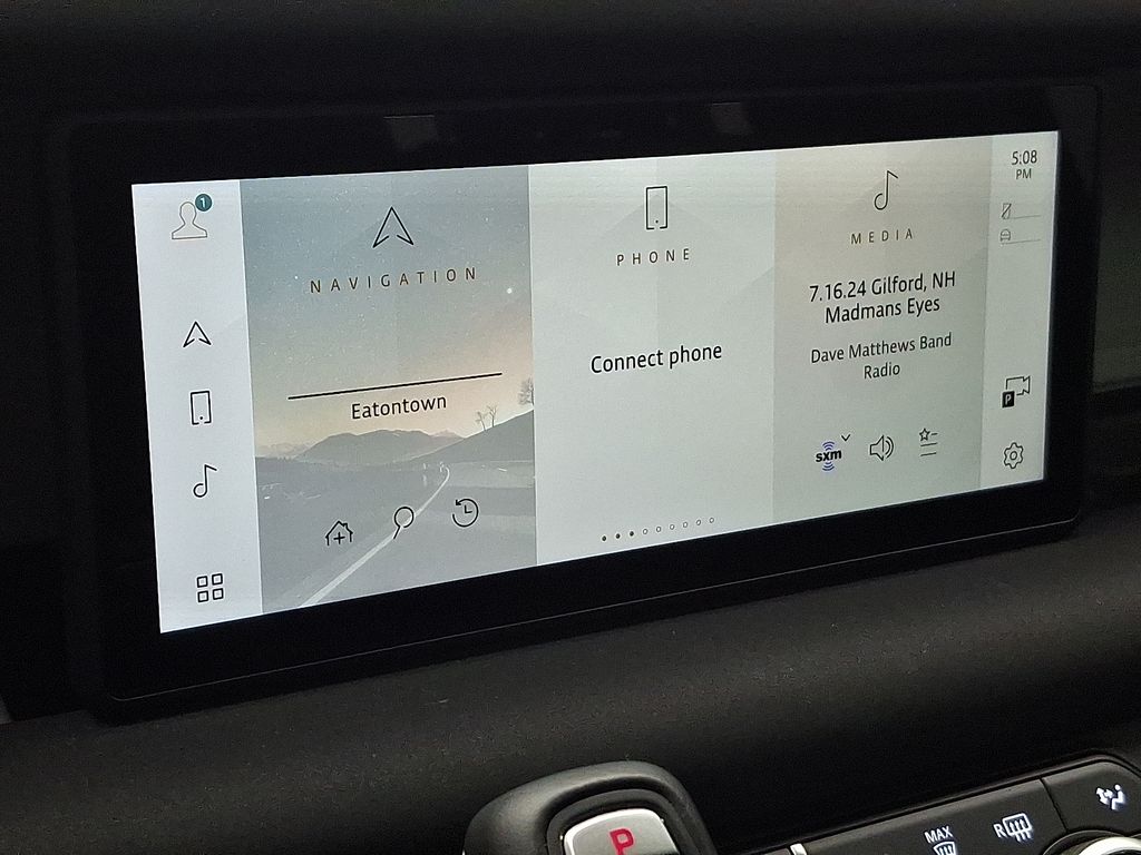 Thumbnail: 2023 Land Rover Defender - 25