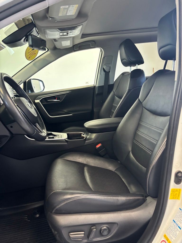 Used 2019 Toyota RAV4 SUV