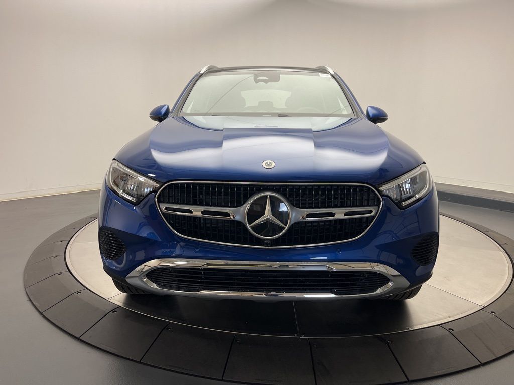 Thumbnail: 2026 Mercedes-Benz GLC - 2