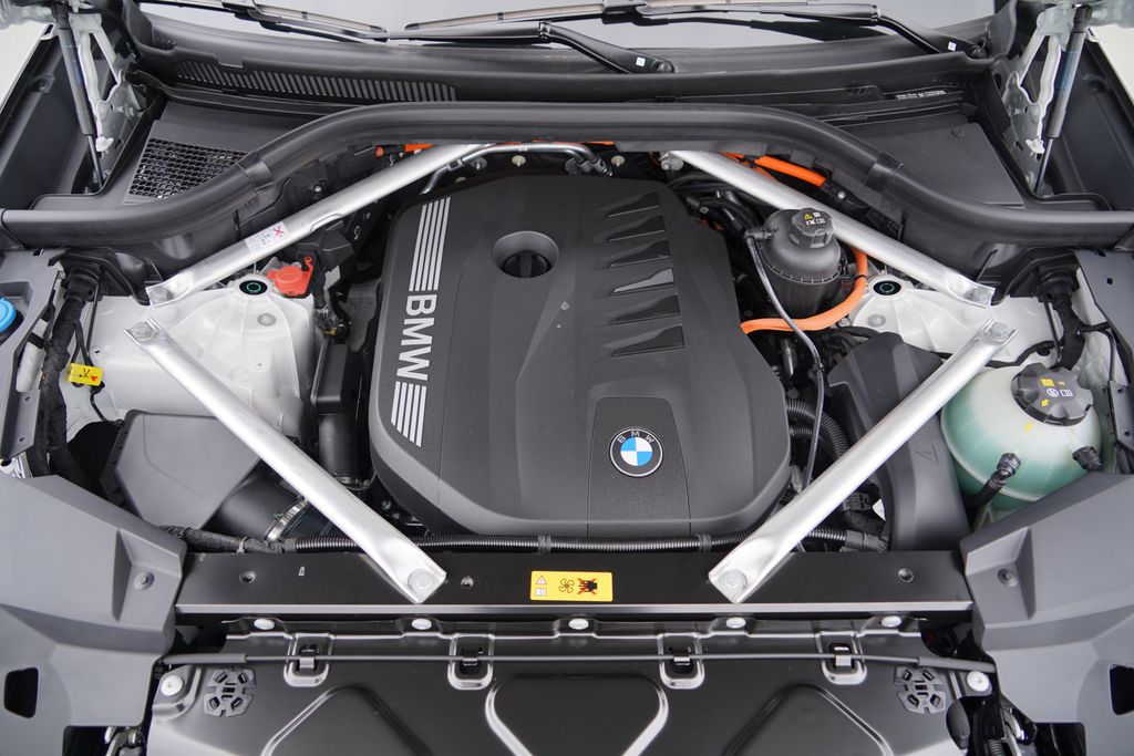 Thumbnail: 2026 BMW X5 - 21