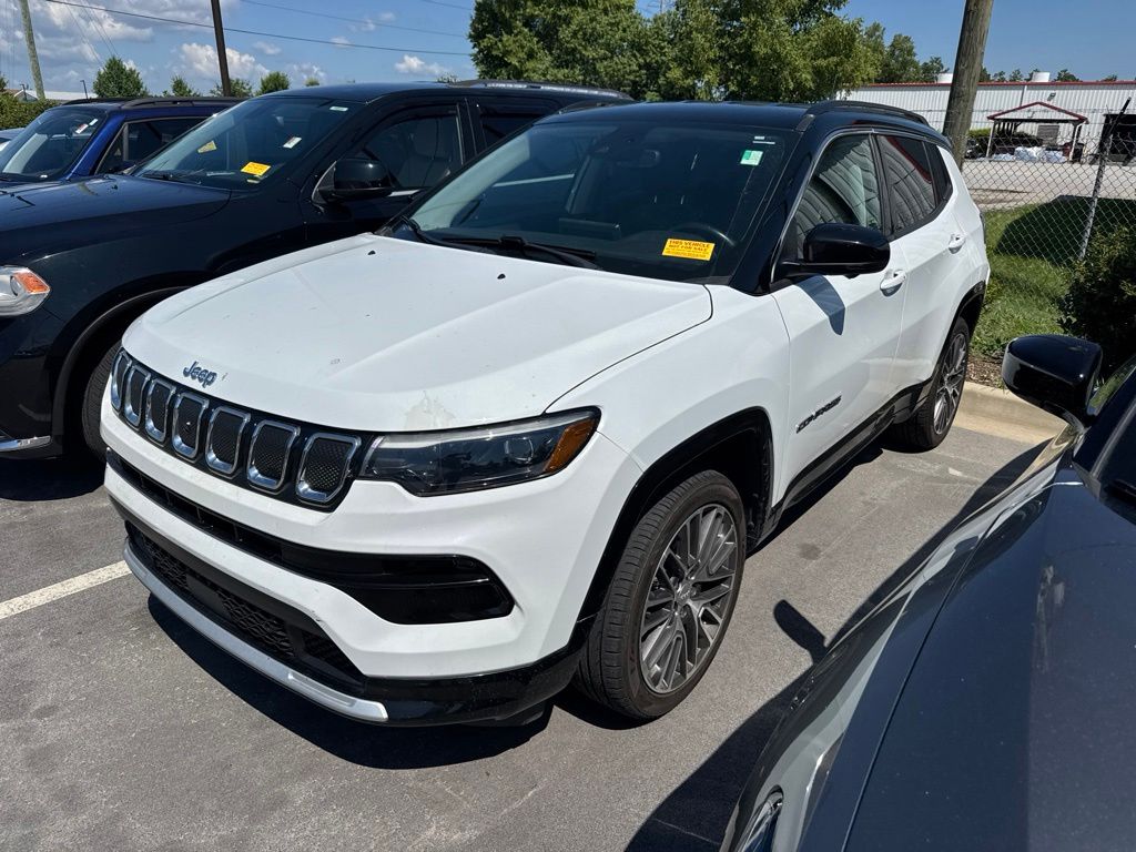 Bright White Clearcoat 2022 Jeep Compass SUV / Crossover Four-Wheel Drive 9-Speed Automatic