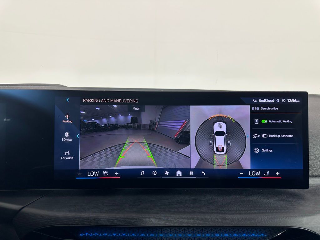 Thumbnail: 2025 BMW i4 - 15
