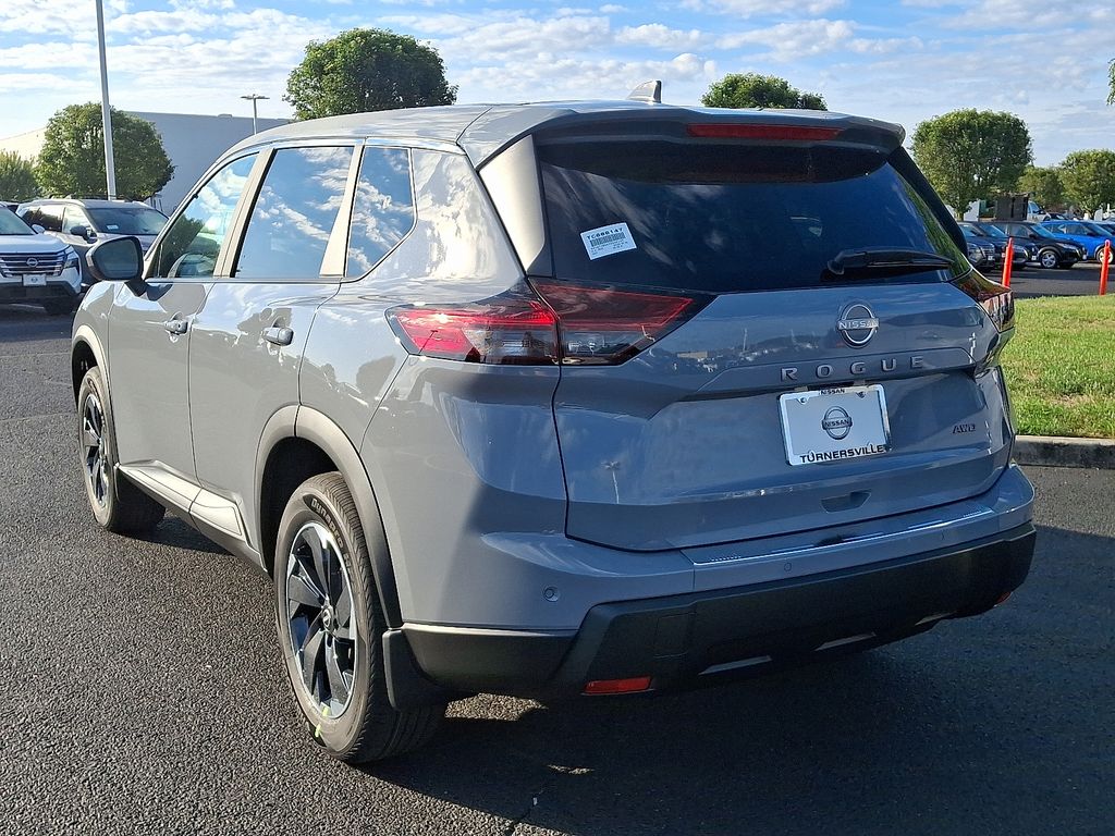 Thumbnail: 2026 Nissan Rogue - 3