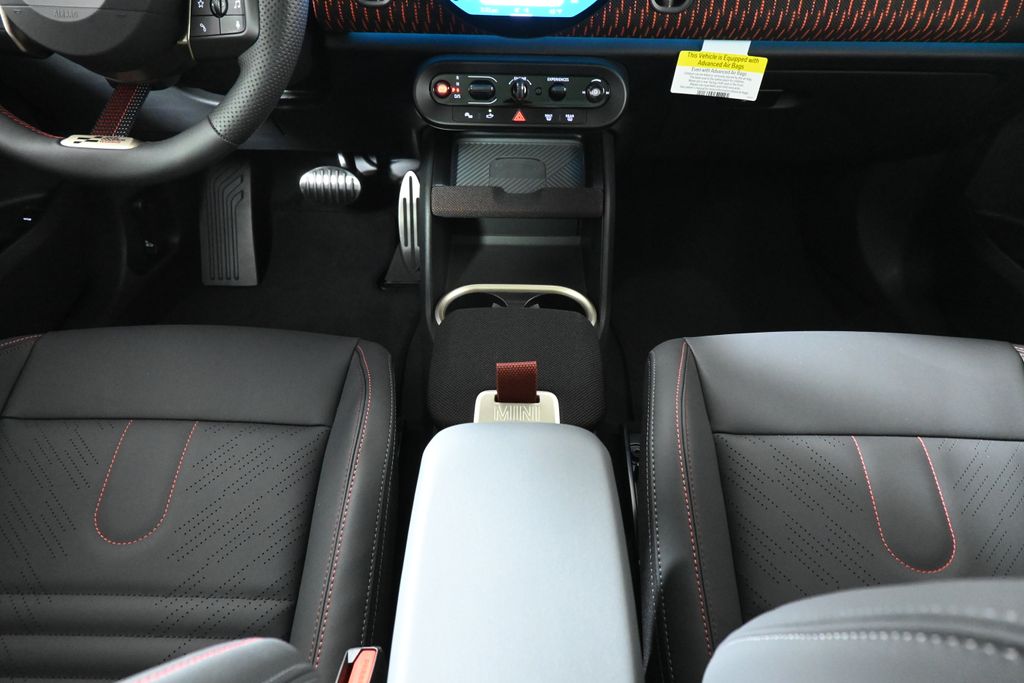 Thumbnail: 2026 MINI Cooper Countryman - 18