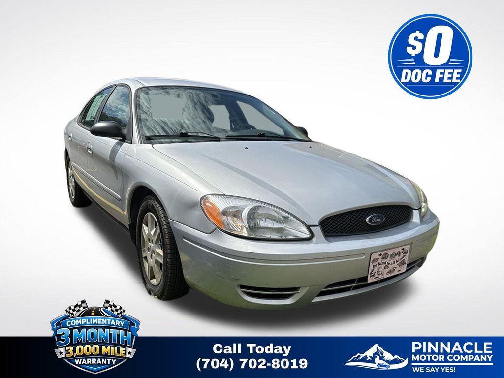 Silver 2005 Ford Taurus Sedan Front-Wheel Drive 4-Speed Automatic Overdrive