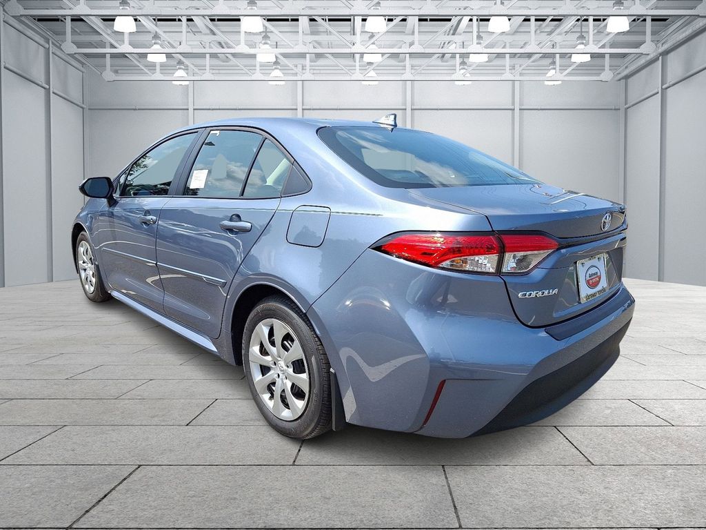 Thumbnail: 2025 Toyota Corolla - 4