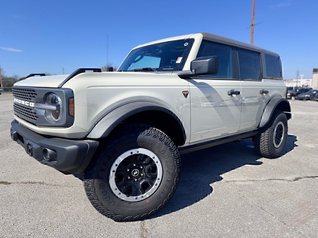 2026 Ford Bronco Badlands 4-Door 4WD SUV / Crossover Four-Wheel Drive Automatic
