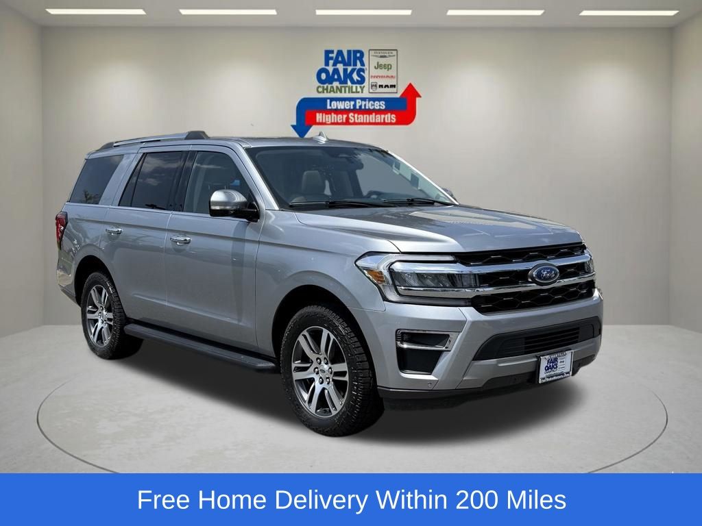 Silver Metallic 2024 Ford Expedition SUV / Crossover Four-Wheel Drive Automatic