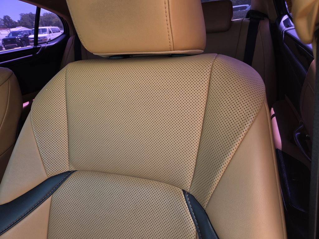 Used 2022 Lexus ES Sedan