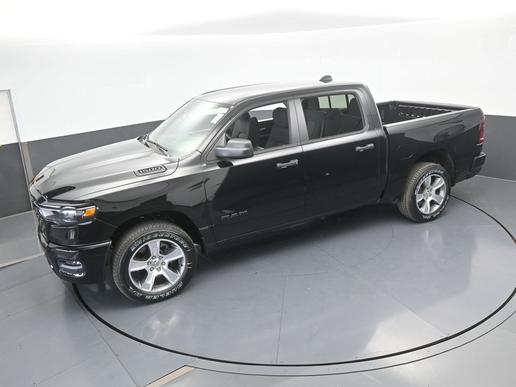 New 2026 Diamond Black Crystal Pearlcoat Ram Express image 41