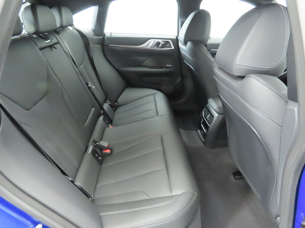 Thumbnail: 2025 BMW 4 Series - 22